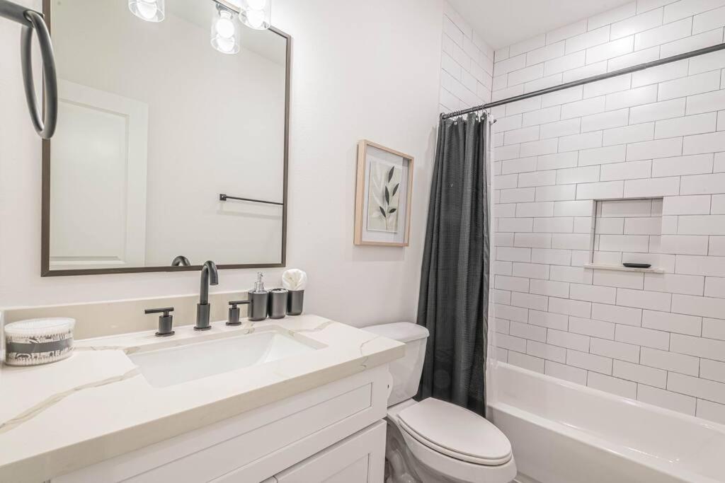 Luxury Home Near Houston Downtown & Medical Center Екстериор снимка