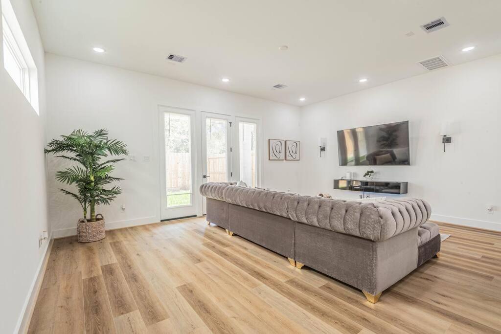 Luxury Home Near Houston Downtown & Medical Center Екстериор снимка
